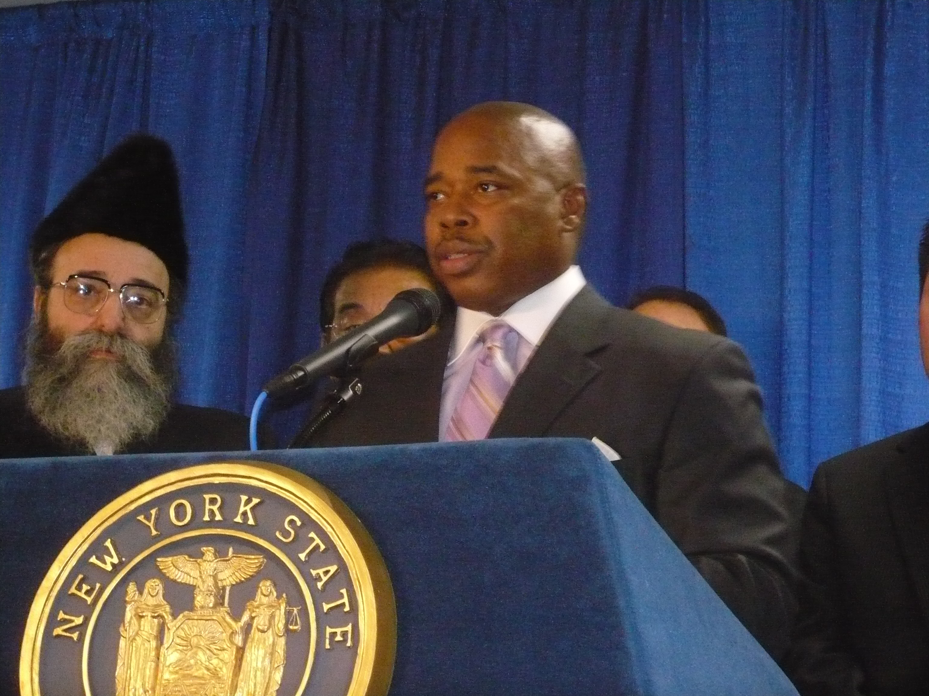 Senator Adams brings together New York's diverse communities to aid and ...