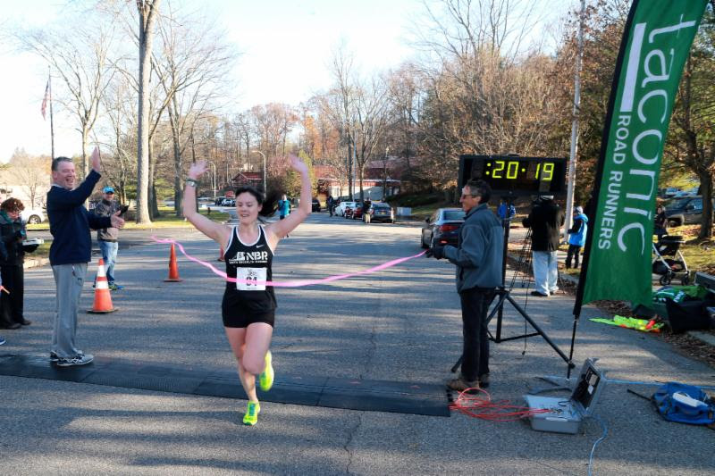 kaitlyn_dibello_senator_murphys_1st_annual_thanksgiving_turkey_trot.jpg