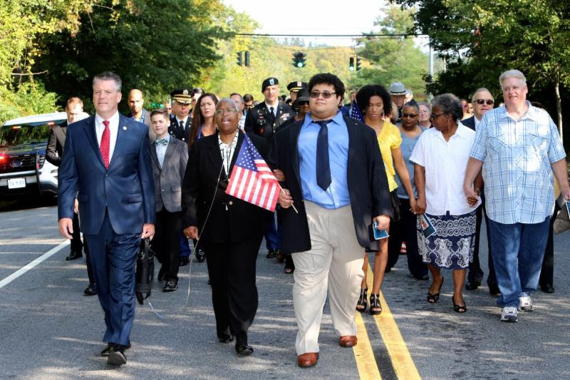 murphy_leads_dedication_ceremony_for_local_war_hero2.jpg