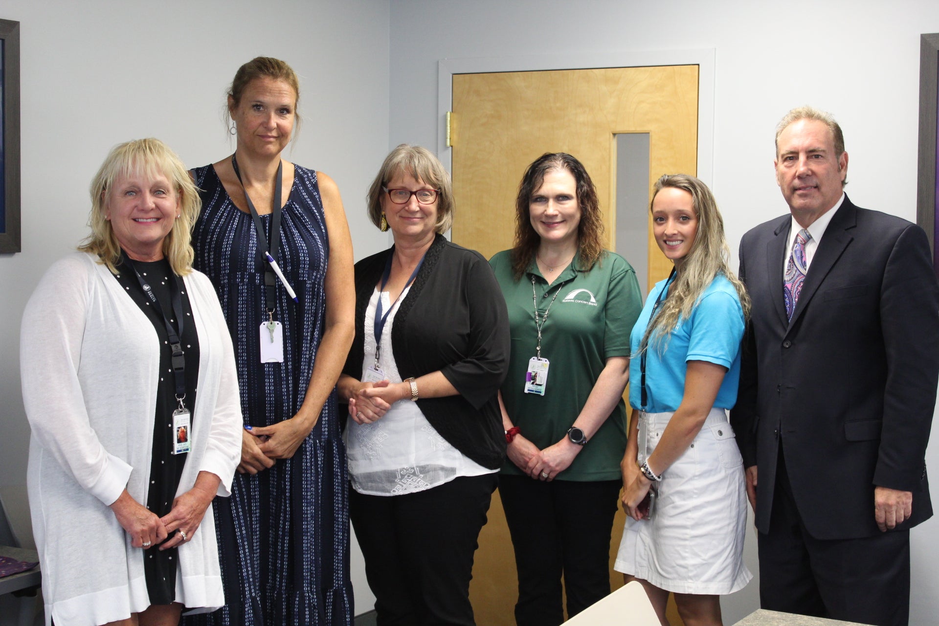 Senator Robach Visits Oak Orchard Health Center NYSenate.gov