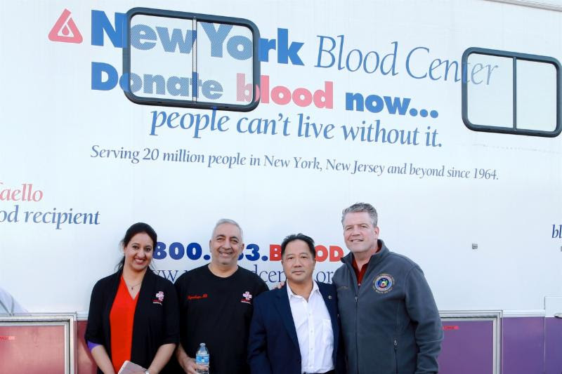 Senator Murphy, AFC Urgent Care Give the Gift of Life NY