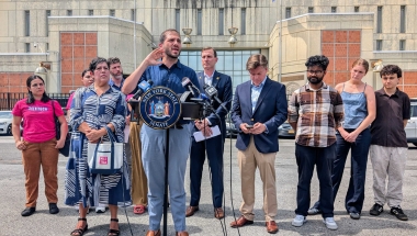 Senator Andrew Gounardes speaks at a press event outside the Metropolitan Detention Center in Sunset Park.