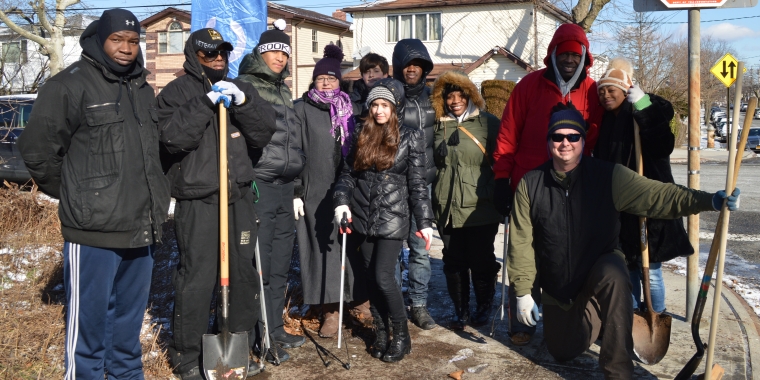 Team Sanders joined community members and the Parks Department to clean Idlewild Park in recognition of Martin Luther King Jr. Day, a national day of service.