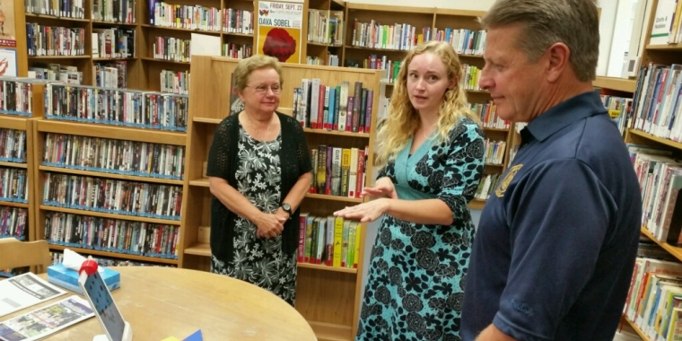 Senator Gallivan visits Boston Library.