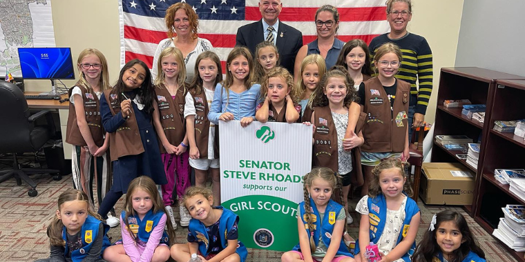Senator Steve Rhoads Welcomes Brownie Troop 3000 and Daisy Troop 3252 from Charles Campagne Elementary School in Bethpage to his District Office