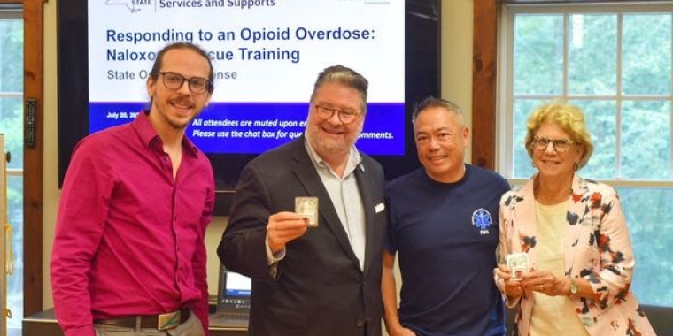 State Senators Harckham and Mayer held Narcan training in Pound Ridge (photo provided)