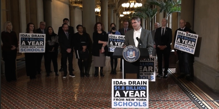 Ron Deutsch of New Yorkers for Fiscal Fairness, speaking at a press conference in the State Capitol, Jan. 31, 2024.