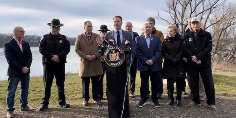 Senate Republican Leader Ortt with Local Officials