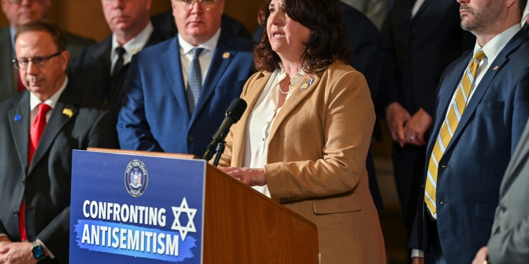Senator Canzoneri-Fitzpatrick Confronts Antisemitism