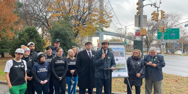 Senator Andrew Gounardes joins Council Member Justin Brannan at John Paul Jones Park to announce new funding for the Bay Ridge waterfront