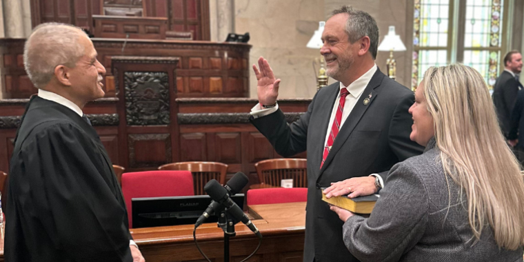 Senator Oberacker Sworn In