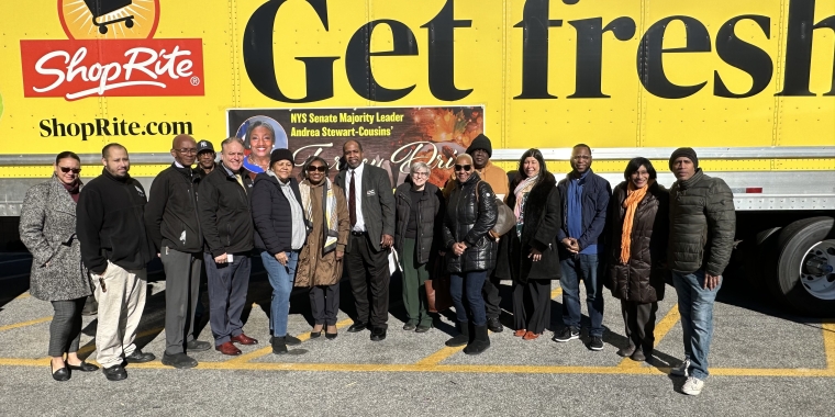 Majority Leader Stewart-Cousins' annual turkey drive delivered more than 250 turkeys to those in need thanks to partnership with ShopRite and community organizations Majority Leader Stewart-Cousins' annual turkey drive delivered more than 250 turkeys to those in need thanks to partnership with ShopRite and community organizations