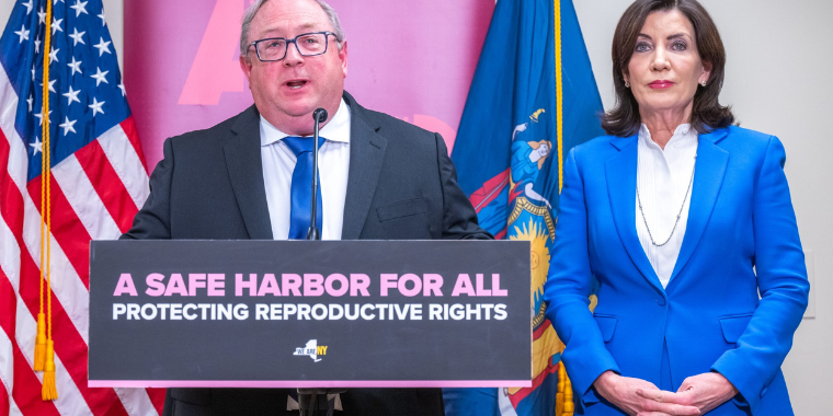 Governor Kathy Hochul and DOH Commissioner McDonald.