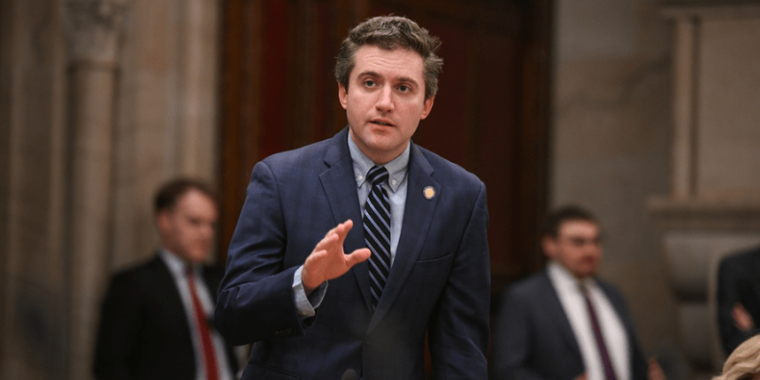 Senator Skoufis talking on the Senate floor.