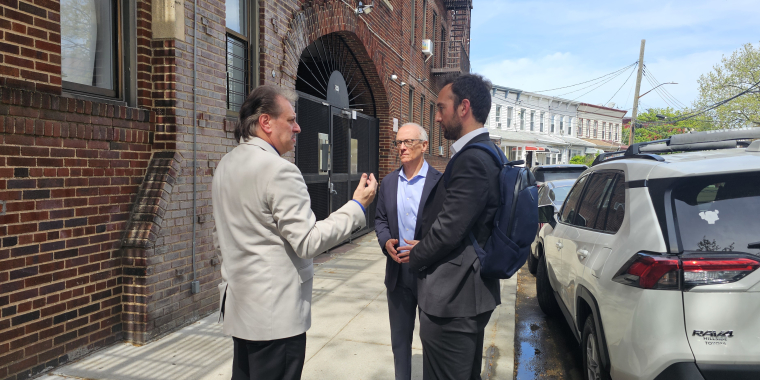 Senator Addabbo thanks Bronstein Properties owners Barry and Daniel Rudofsky for providing the local public with an opportunity to work together.