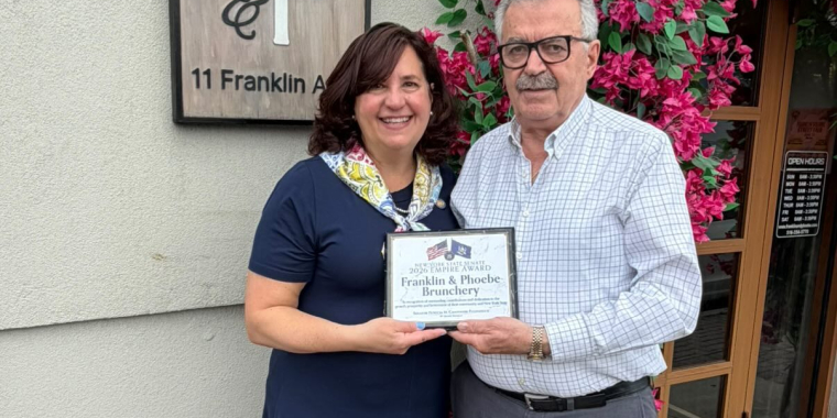  Franklin Square’s Franklin & Phoebe Brunchery Receives NYS Empire Award