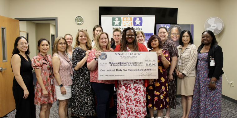 Mothers and Babies Big Check Group Photo