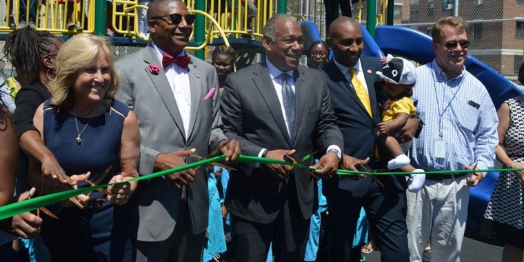 Cutting the ribbon at the ceremony were (from left) Dorothy Lewandowski, Queens Parks Commissioner, State Senator James Sanders Jr., Mitchell J. Silver, Commissioner for the New York City Department of Parks & Recreation, Council Member Donovan Richards and Bryan McGinn of the School Construction Authority.