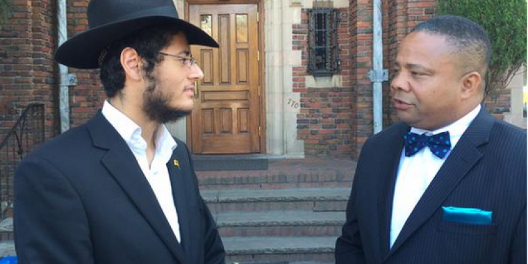 Senator Jesse Hamilton meets with Yosef Rachimi