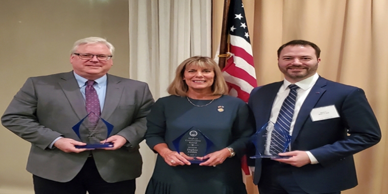 Senator O'Mara and colleagues Senator Daphne Jordan and Senator Robert Ortt receive the "Highest Conservative Rating" award.
