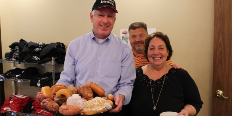 Established in 1996, Paula's Donuts has over over 30 varieties of donuts, as well as pastries, muffins, bagels, breakfast sandwiches, carrot cake, coffee, cappuccino, tea, hot chocolate, and cold beverages.