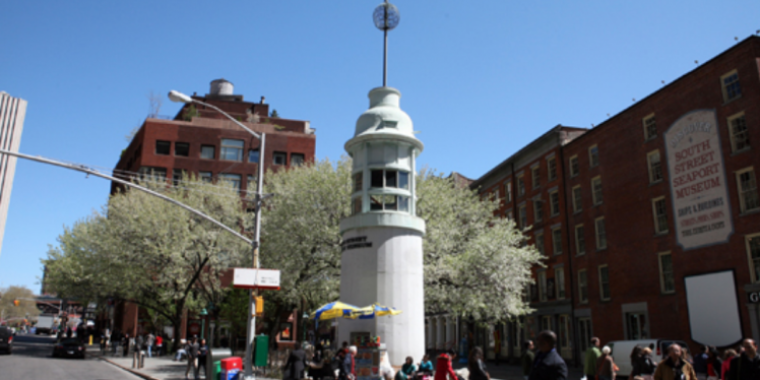Titanic Memorial Lighthouse