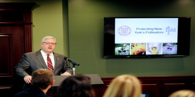 Senator O'Mara addresses today's Roundtable in the Legislative Office Building.