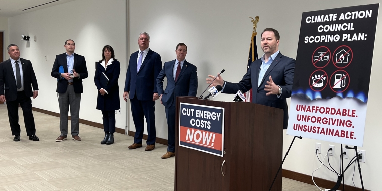 (From L-R: Patrick Guidice, Business Manager, International Brotherhood of Electrical Workers 1049; Grant Loomis, Vice President of Government Affairs & Economic Development, Buffalo Niagara Partnership; Donna DeCarolis, President, National Fuel Gas Distribution Corporation; Gavin Donohue, President & CEO, Independent Power Producers of New York, Inc.; Senator Ed Rath; Senate Republican Leader Rob Ortt)