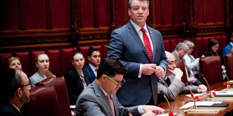 Bill Co-Sponsored by Senator Murphy Could Ease Pain for 19,000 New York Veterans