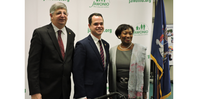 Paul with Senator Carlucci and Leader Stewart-Cousins at Jawonio in 2019