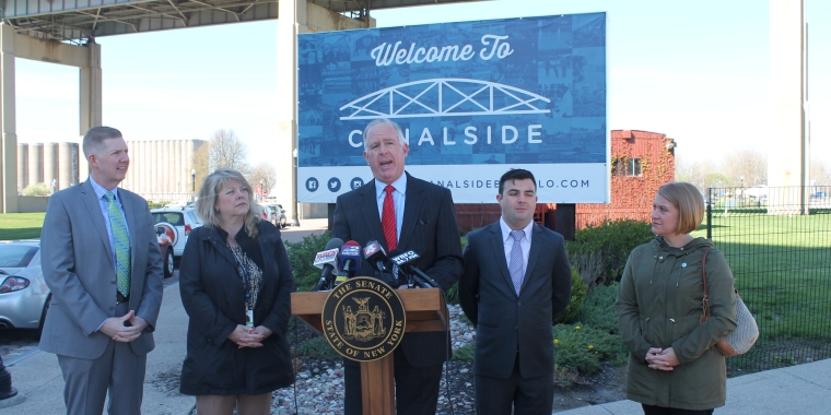 Ranzenhofer joins tourism officials at Canalside to advocate for ride-sharing before Fourth of July.