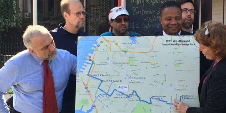 Senator Jesse Hamilton at press conference calling for restoration of B71 bus service